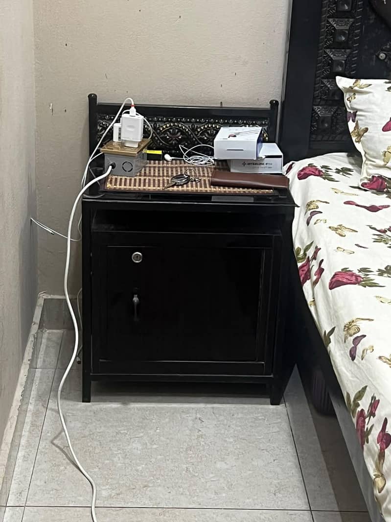 Iron Bed Set Complete 5