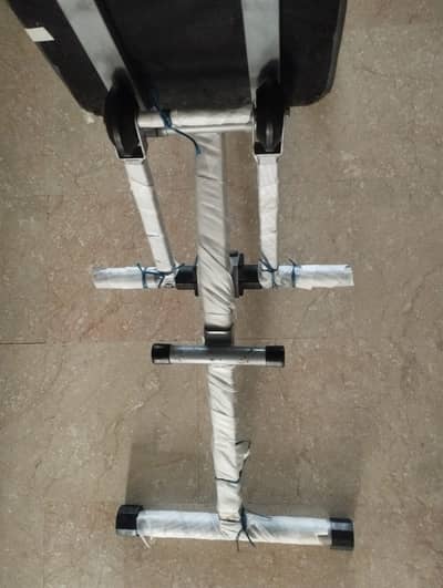Adjustable Gym Bench – Like New Condition