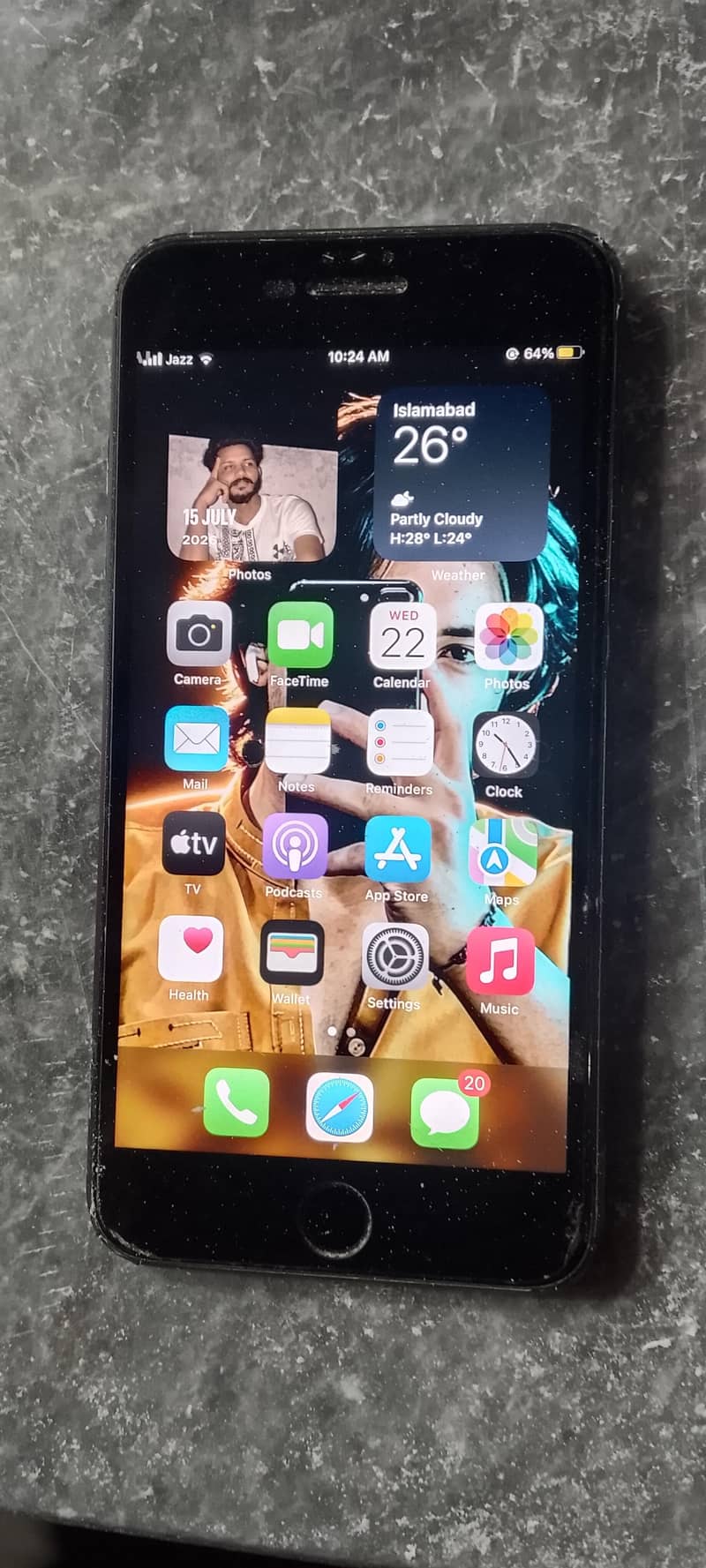 Apple iPhone 7 Plus 1
