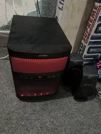 F&D Fenda 580X Heavy Bass Bluetooth Speaker – Excellent Condition