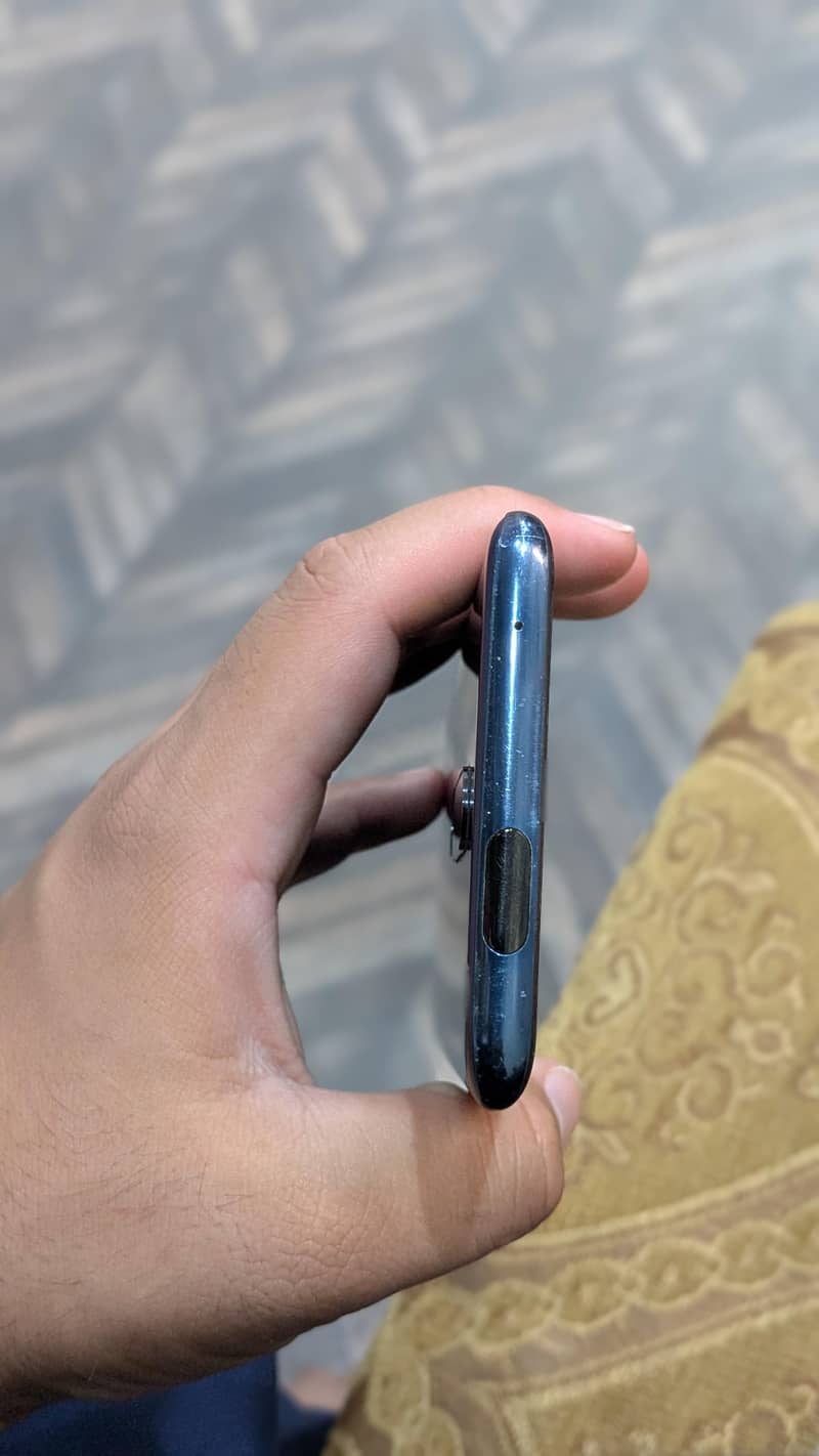 One Plus 7 Pro 4