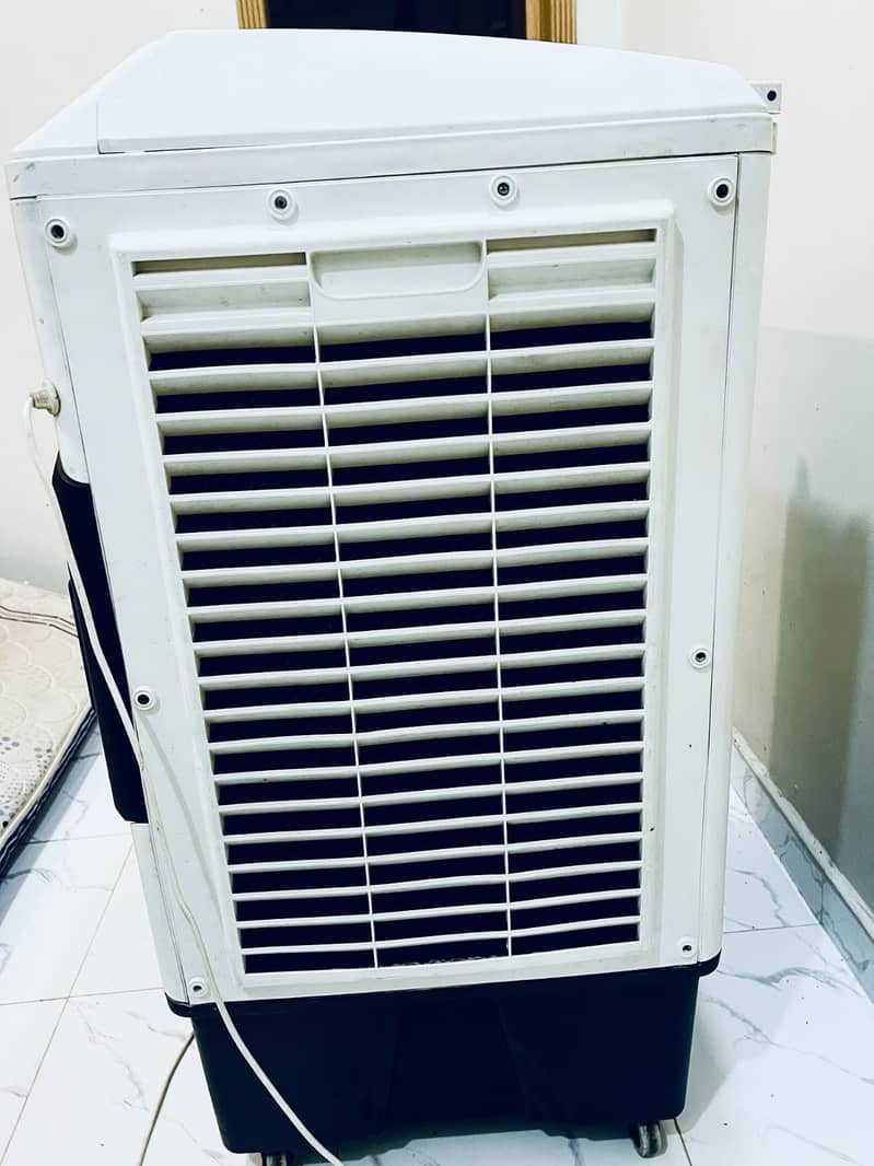 ECM-5000 plus 1