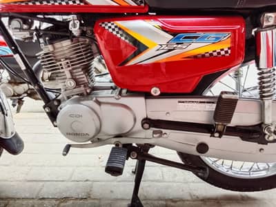 Honda 125 (2025) model total jeniun