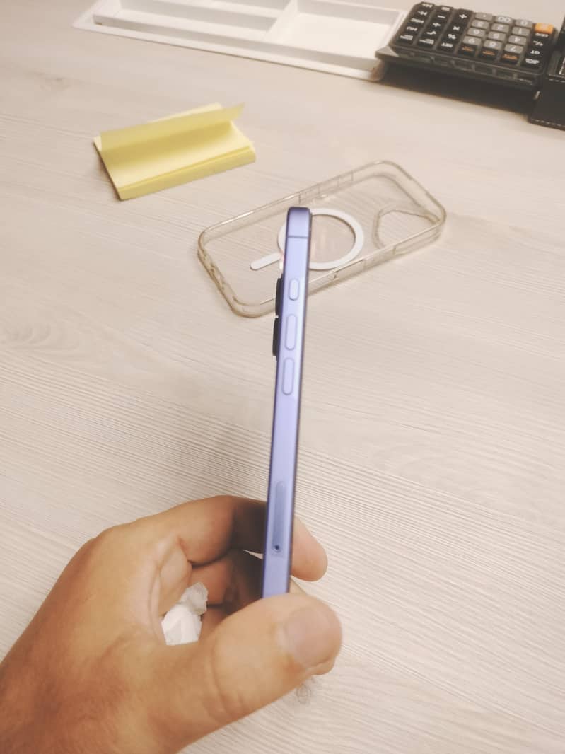 Apple iPhone 16 1