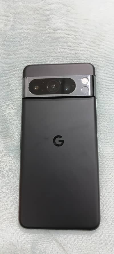 Google Pixel 8 Pro