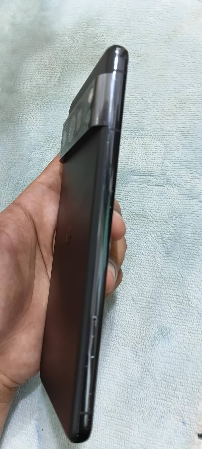 Google Pixel 8 Pro 3