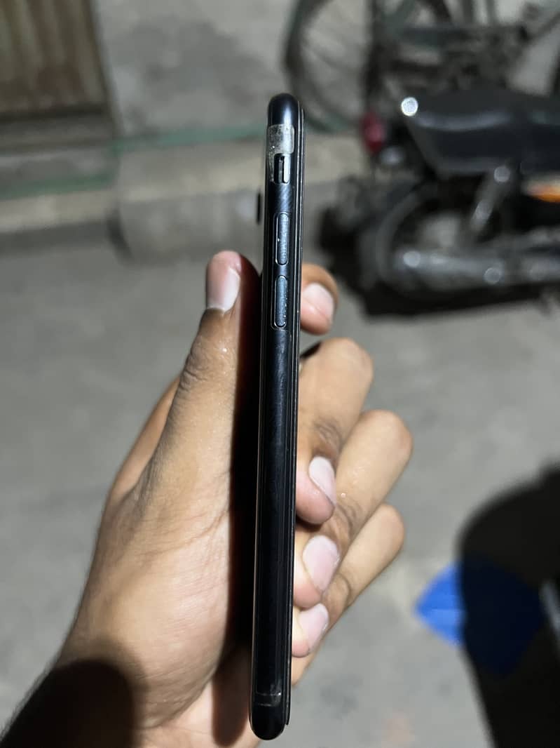IPhone SE 2020 5