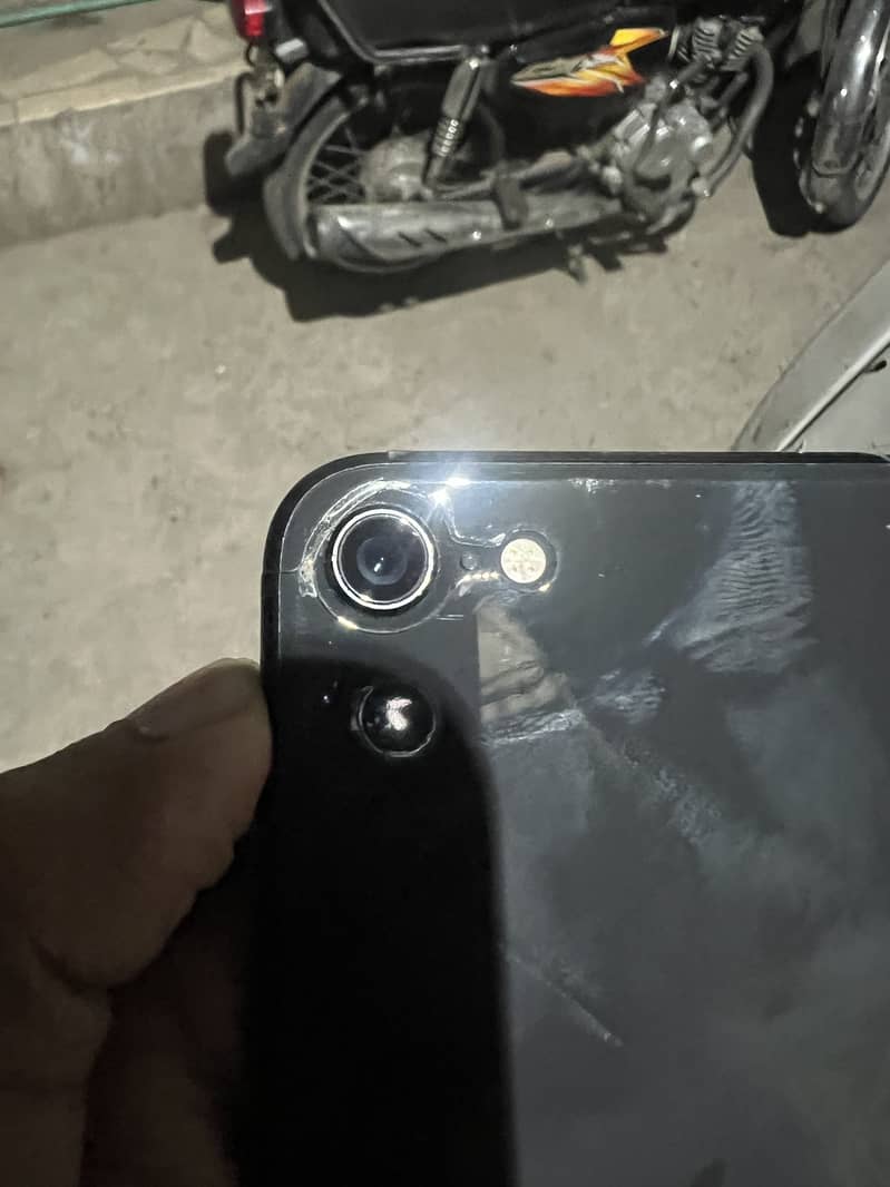 IPhone SE 2020 6