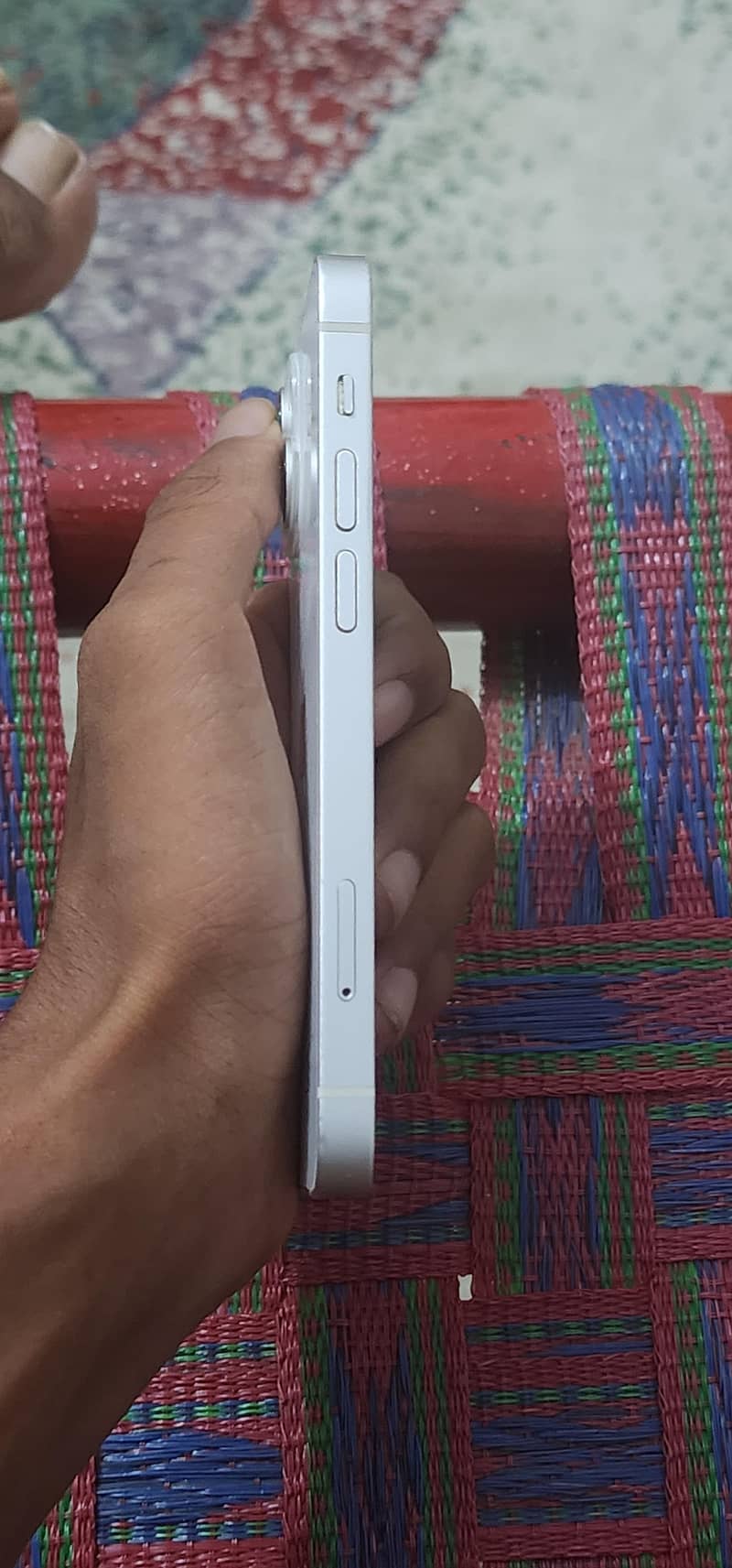 Apple iPhone 13 mini 1