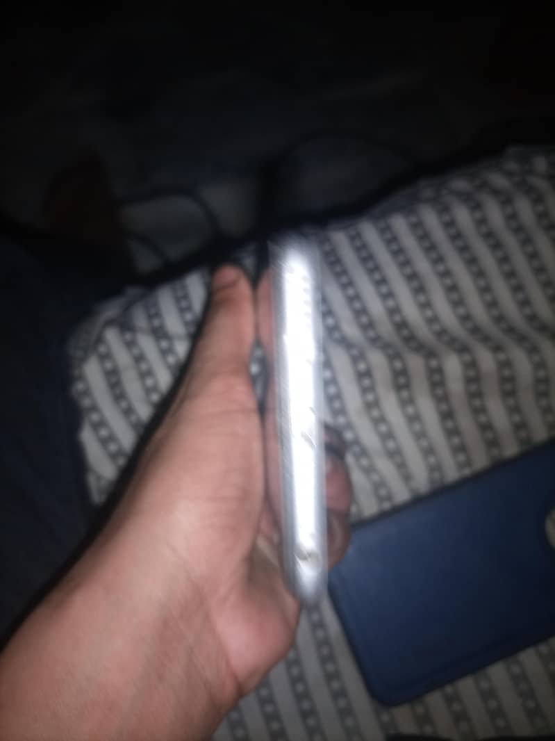 Apple iPhone 6S Plus 3