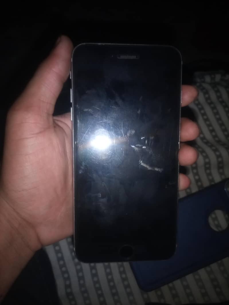 Apple iPhone 6S Plus 9