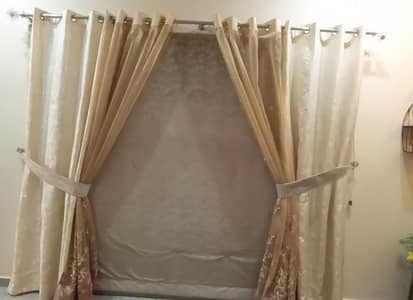 Blind & curtains set.