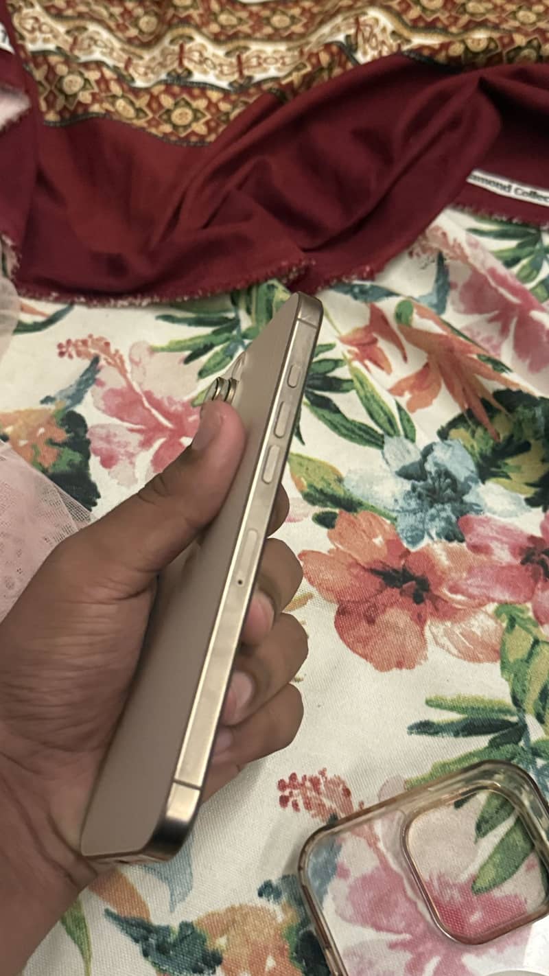 Iphone 16 Pro Max 0