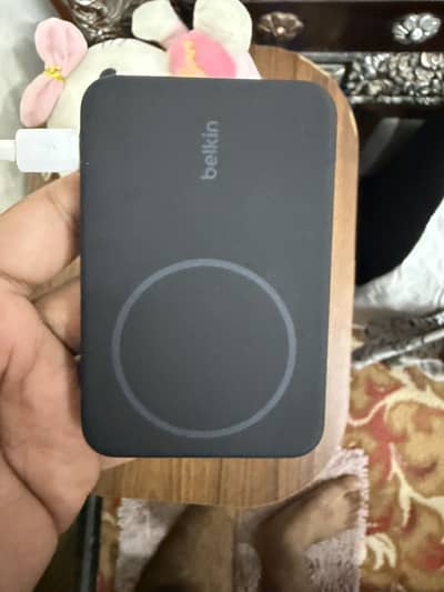 Belkin Wireless Magnetic Power Bank