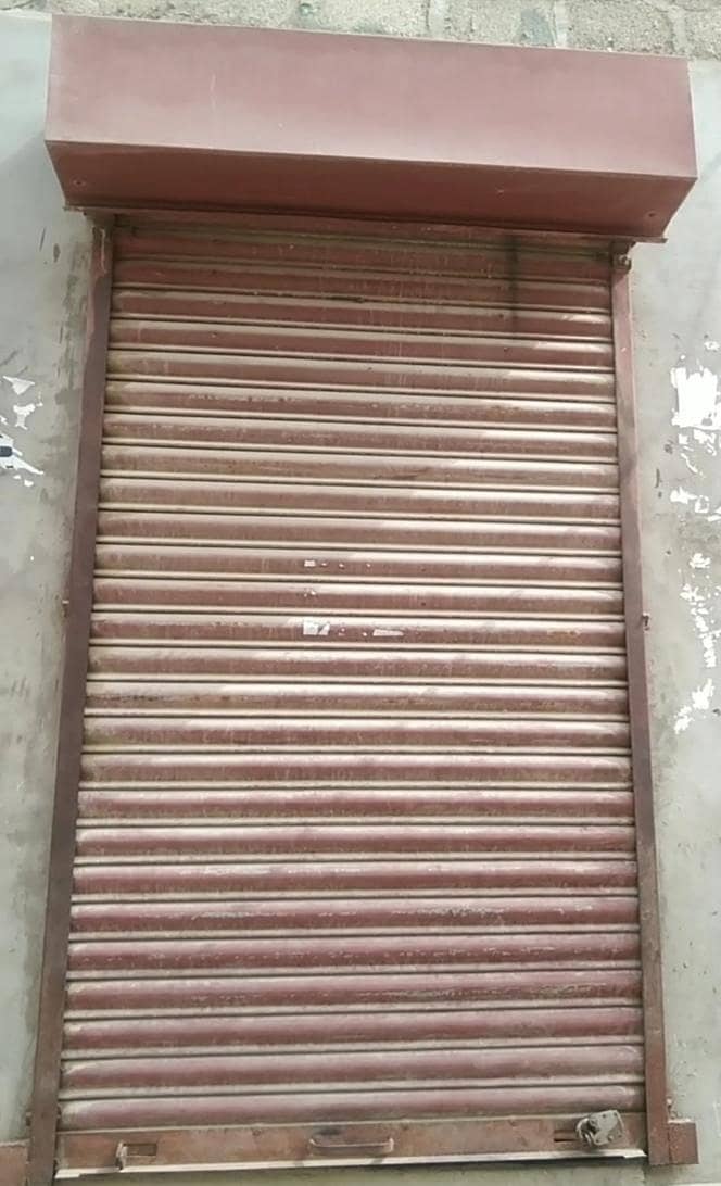 shop shutter 0