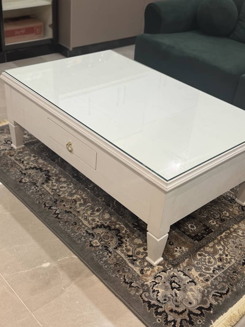 Center table 1