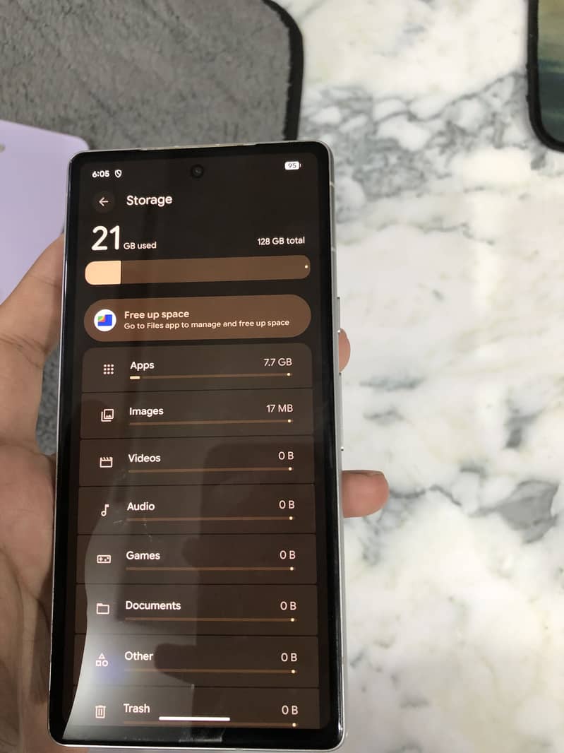 Google Pixel 7a 3