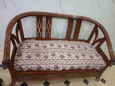 three pice sofa set