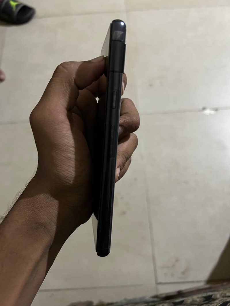 Google Pixel 7a 2