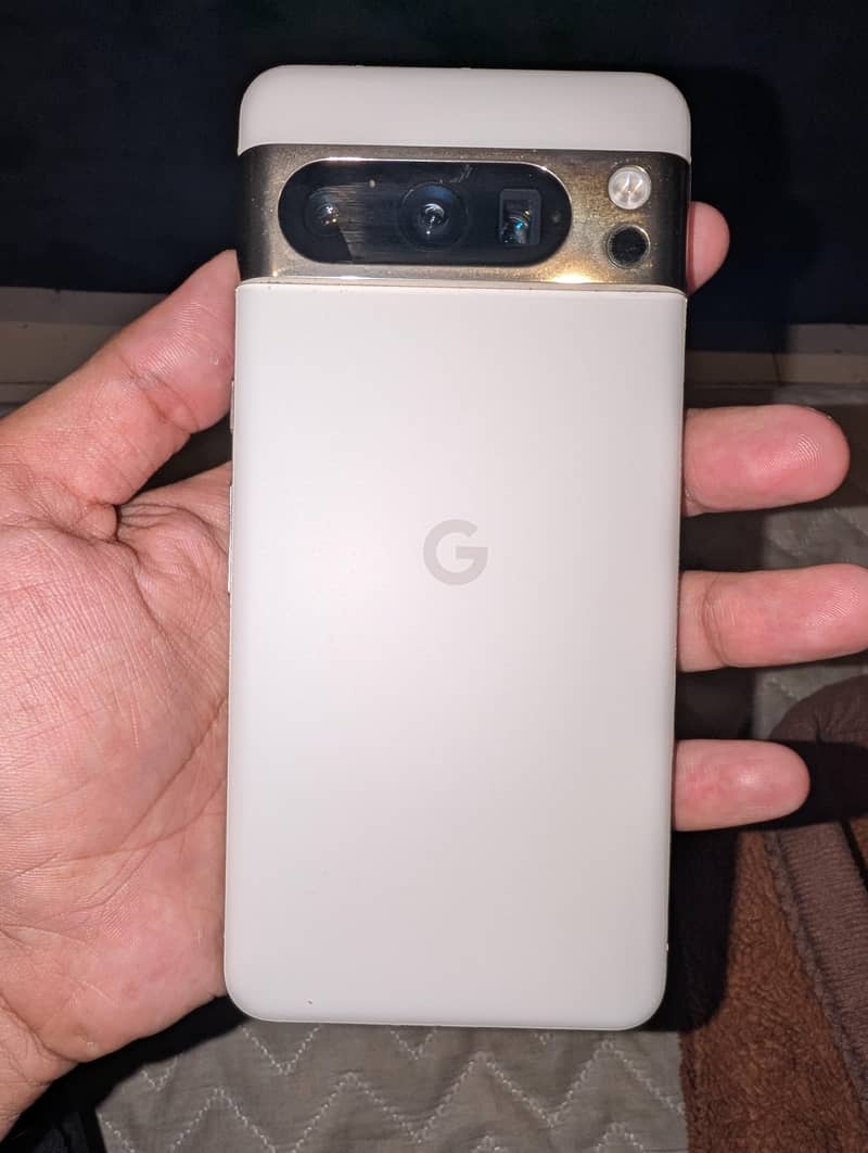 Google Pixel 8 Pro 0
