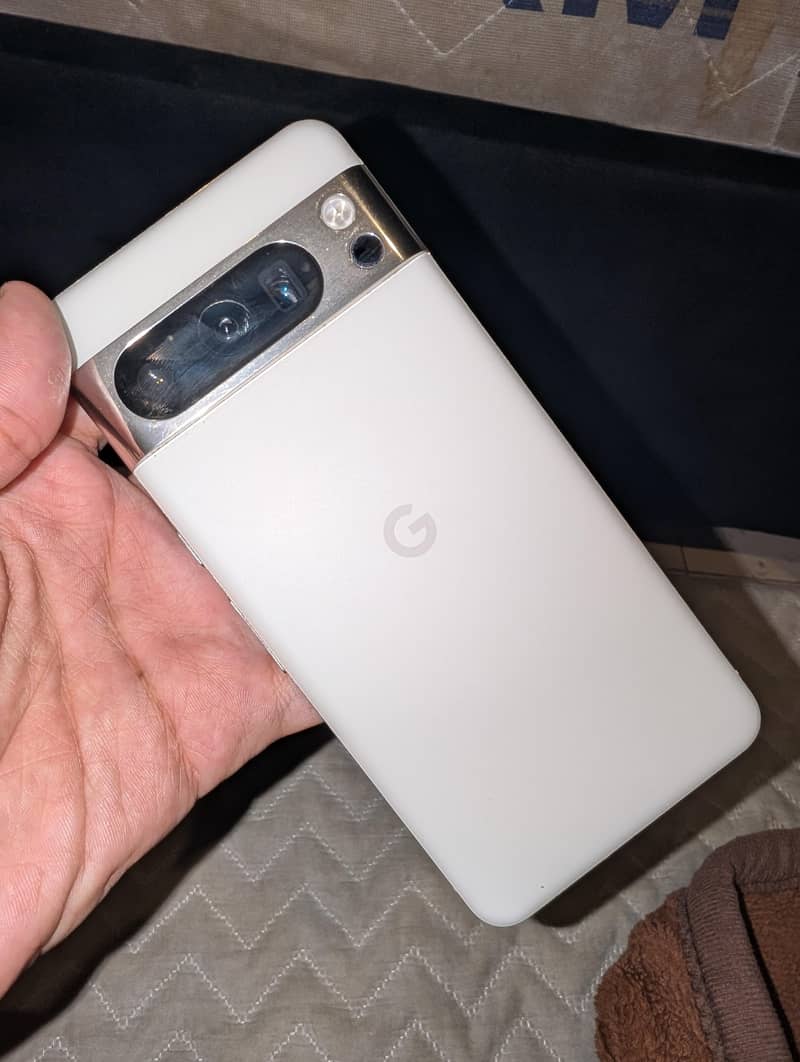 Google Pixel 8 Pro 1