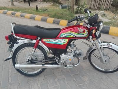 Honda CD70 FOR SALE 10/10 ALLOK