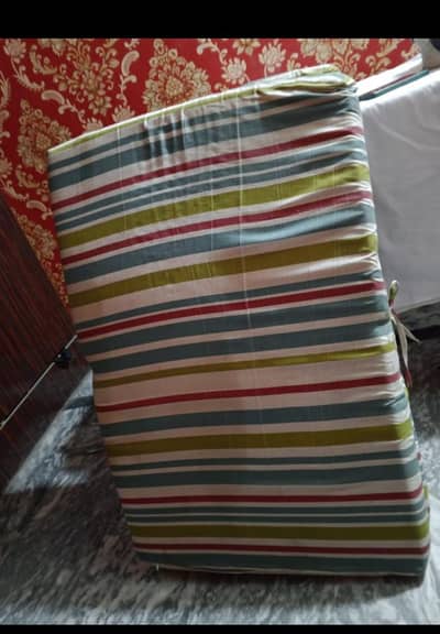 Single Folding Foam Mattress