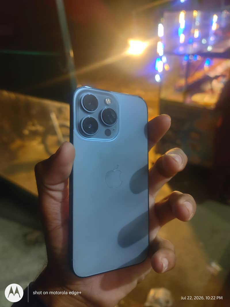Apple iPhone 13 Pro 1