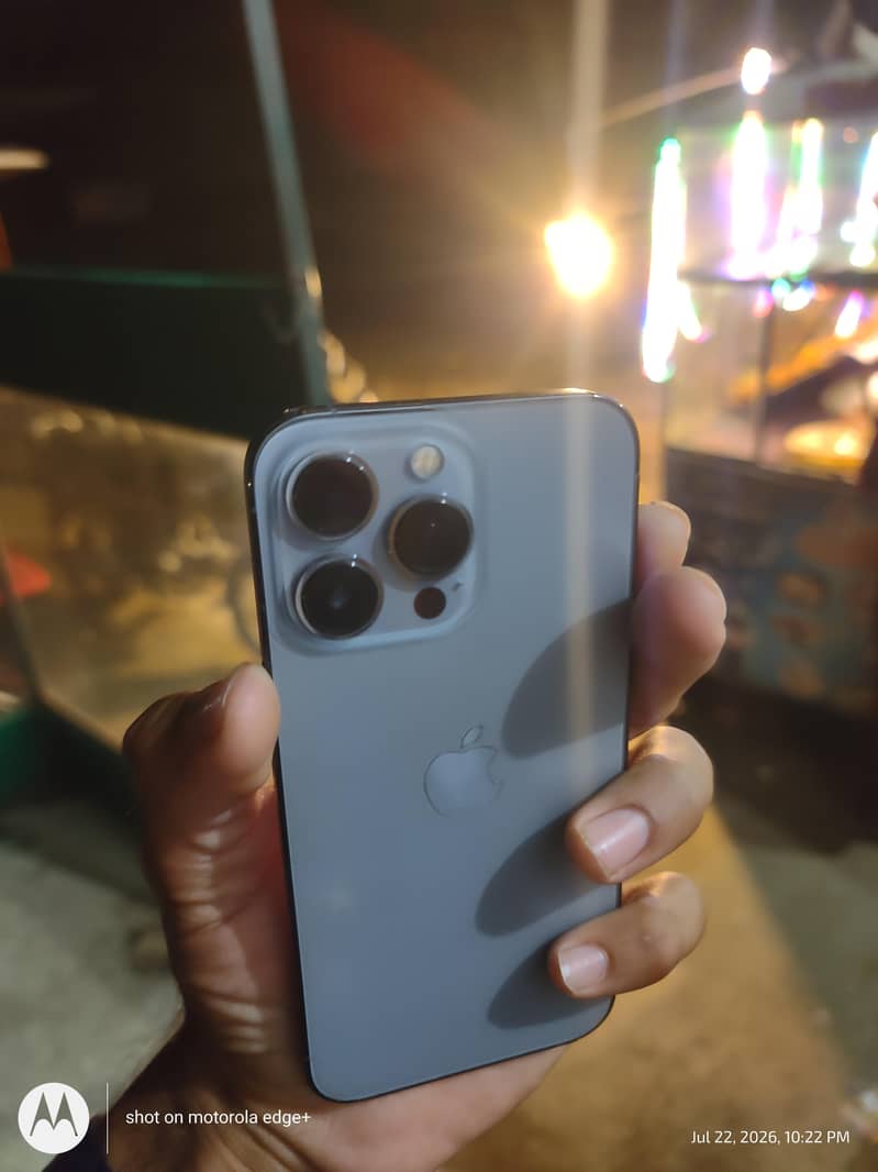 Apple iPhone 13 Pro 3