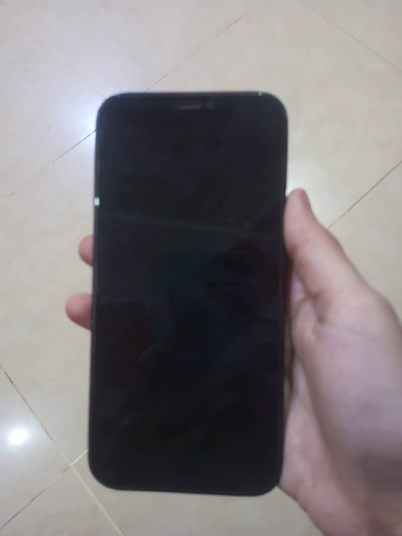 Apple iPhone 12 3