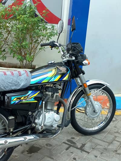 Honda CG 125 2026 model urgent sale