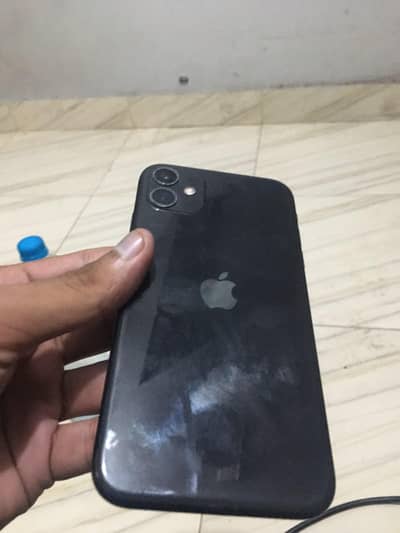 Apple iPhone 11 excellent condition all OK cameras no scratches origin