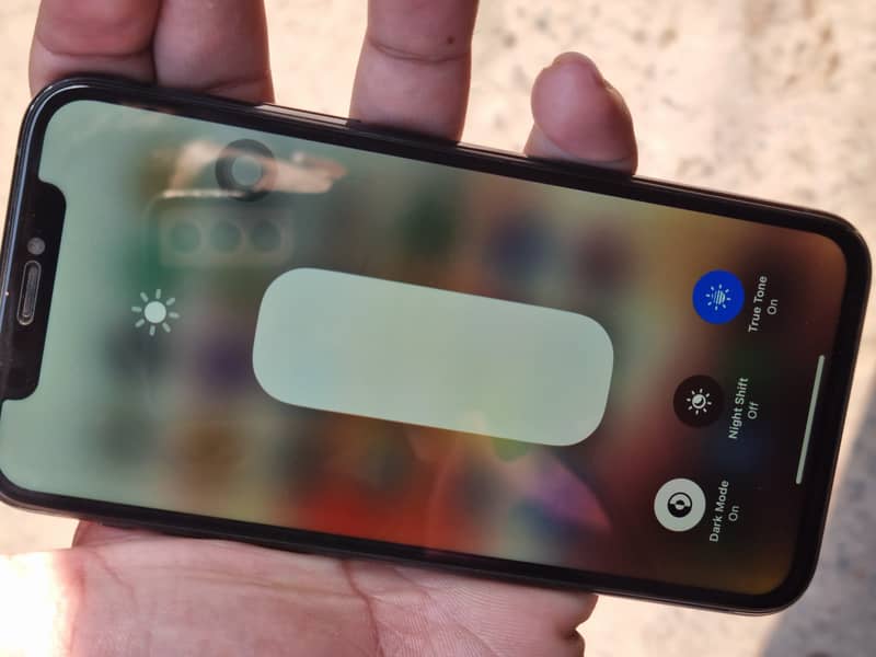 Apple iPhone 11 Pro 1