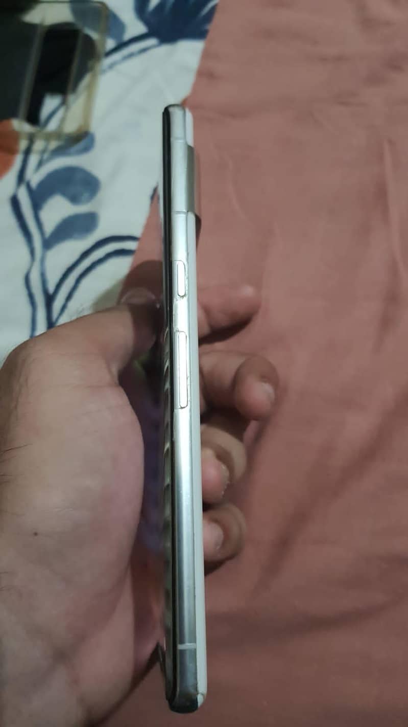 Google Pixel 7 Pro 4
