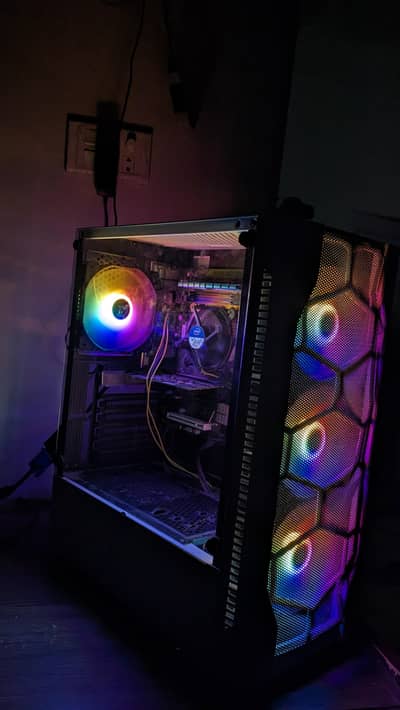 Low Budget Gaming PC | GTA V Runs | 4 RGB Fans Casing With Box