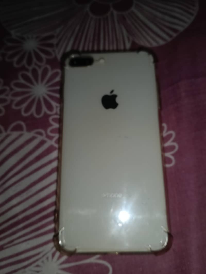 Apple iPhone 8 Plus 0