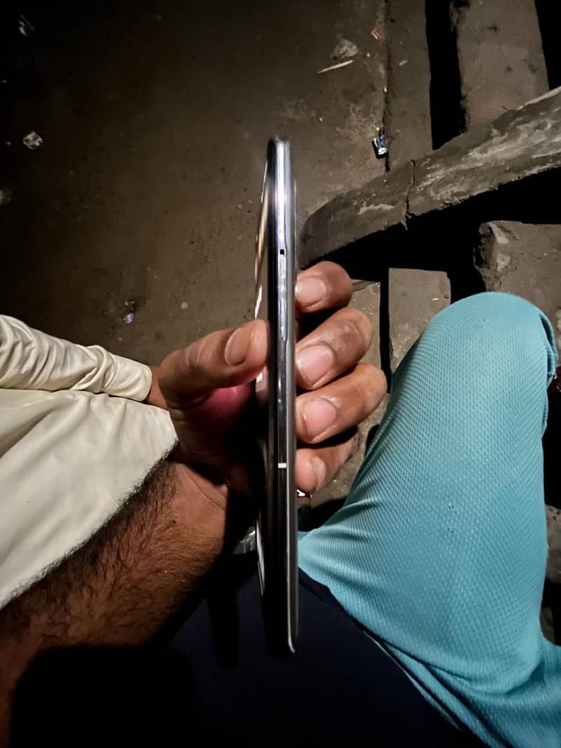 one plus  9pro 4