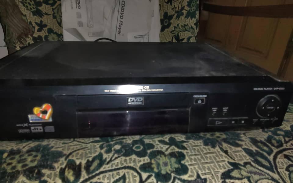 dvd player 1