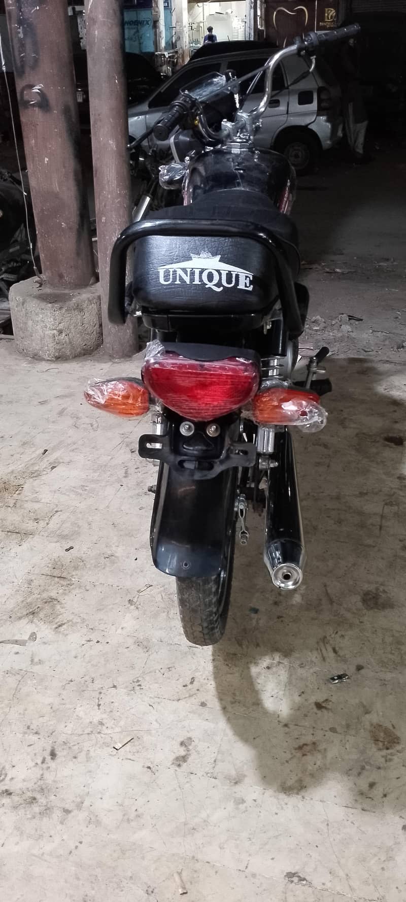 Unique CD-70 1