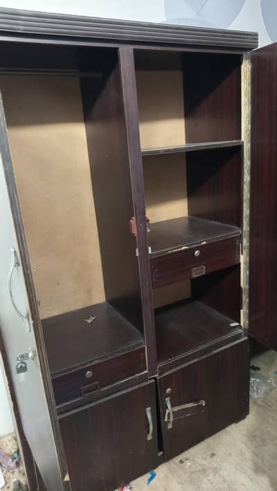 wardrobe for sale in fit condition