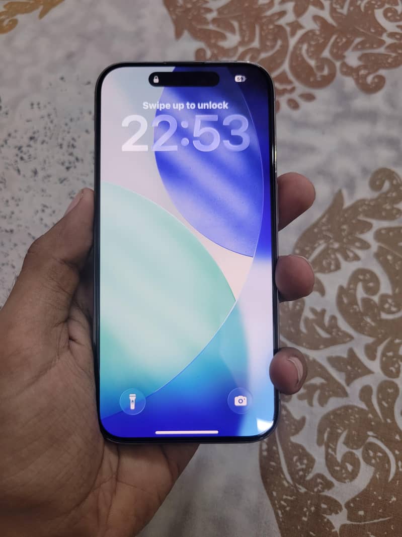 Apple iPhone 15 Pro 1