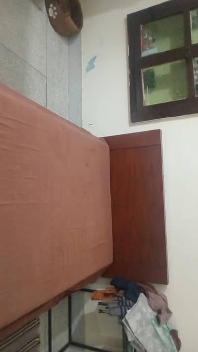 single bed with matres all okay 