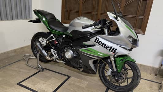 Benelli 302 r