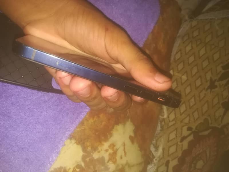 iphone 12 mini 2