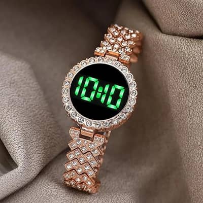 Display watch girls