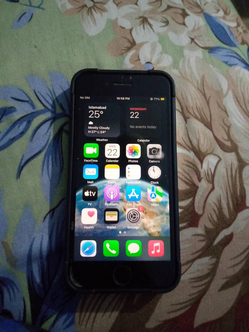 Apple iPhone 8 0