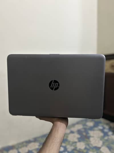 HP 255 G5 (8 Gb Ram 128 GB SSD)