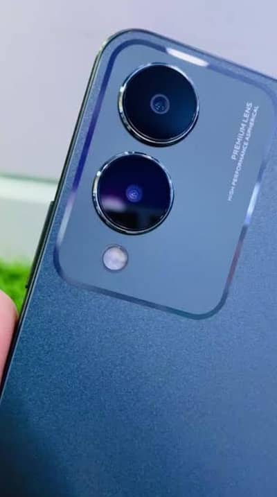 Vivo Y17s