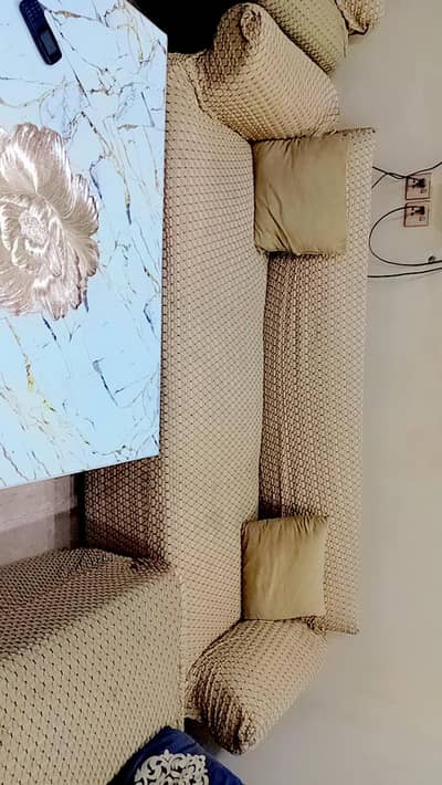 Three Piece's of Sofa's Set with 6 seaters in spring foam