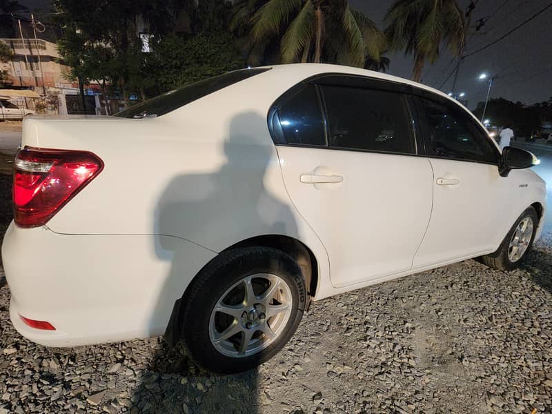 Toyota axio 2016 3